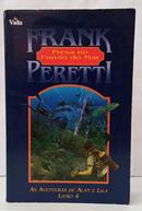 PRESA NO FUNDO DO MAR / AS AVENTURAS DE ALAN E LILA - LIVRO 4-FRANK PERETTI